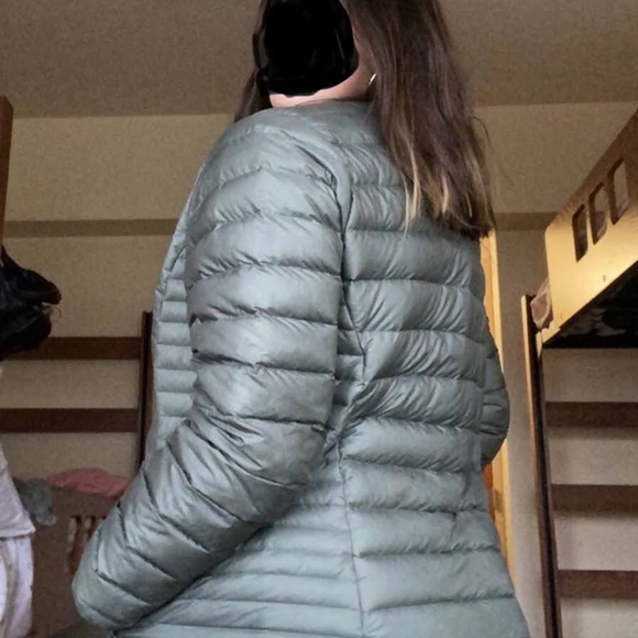 Patagonia Down winter Puffer Jacket (XL) - Picture 8 of 11